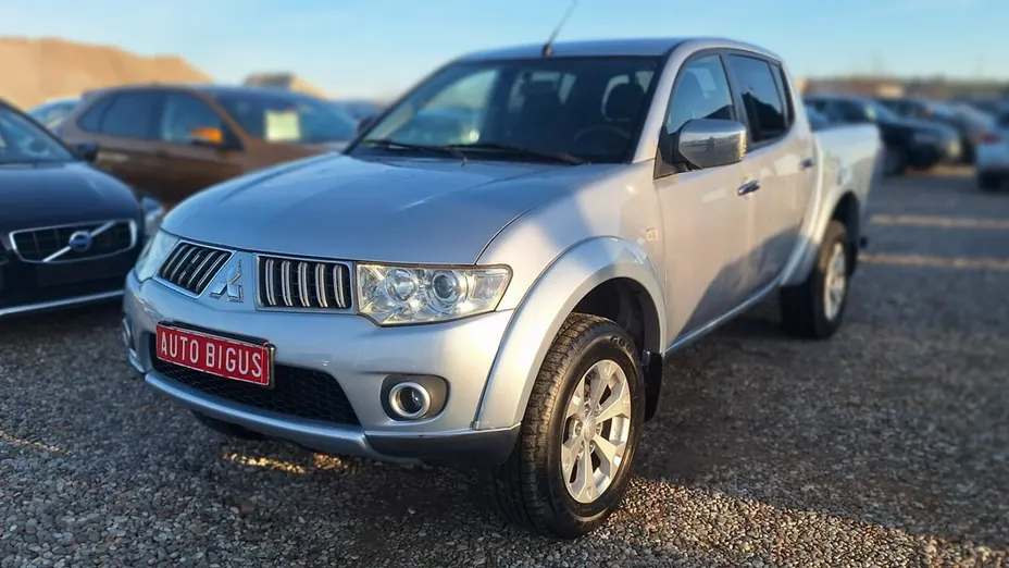 MITSUBISHI L 200 -