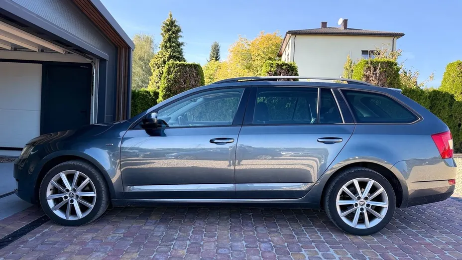 SKODA Octavia Octavia 1.4 TSI Joy DSG