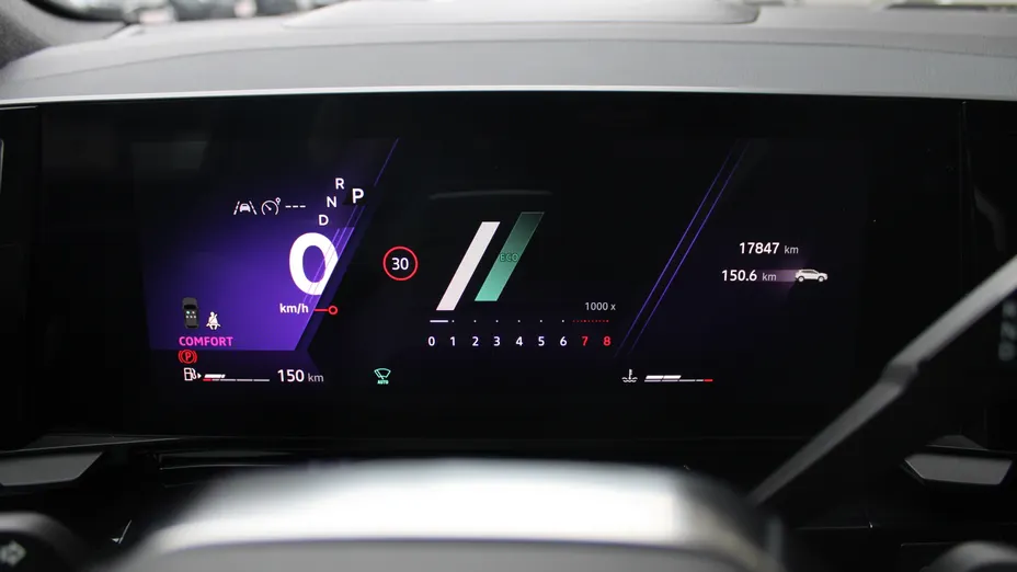 RENAULT Austral Austral 1.3 TCe mHEV Iconic esprit Alpine aut