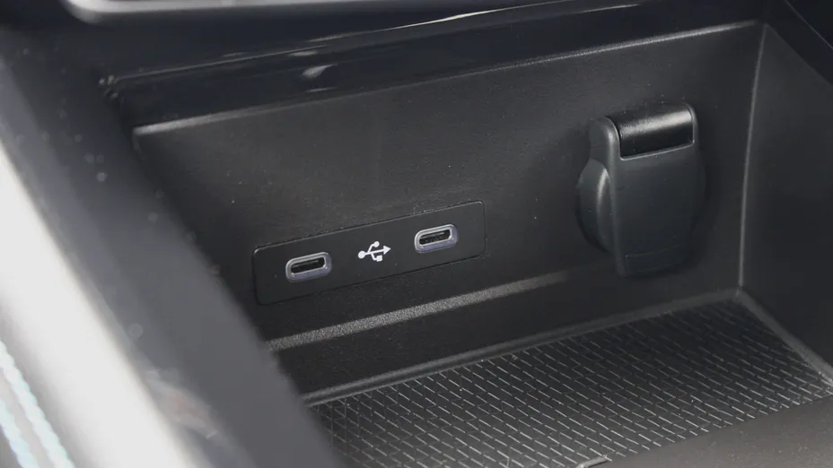 RENAULT Austral Austral 1.3 TCe mHEV Iconic esprit Alpine aut