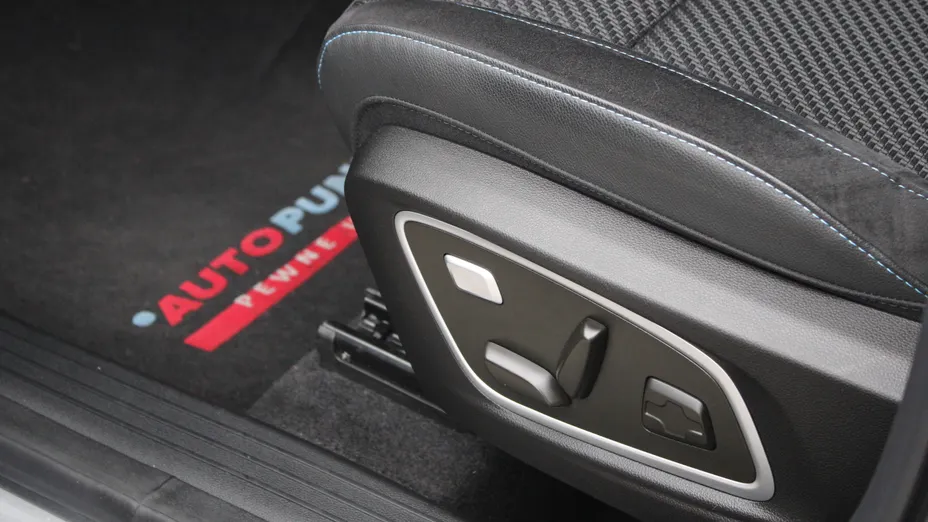 RENAULT Austral Austral 1.3 TCe mHEV Iconic esprit Alpine aut