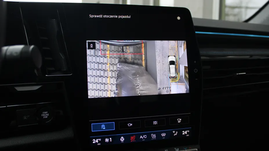 RENAULT Austral Austral 1.3 TCe mHEV Iconic esprit Alpine aut