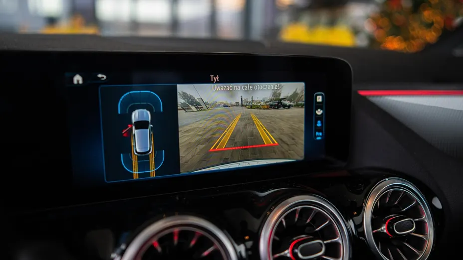 MERCEDES-BENZ GLA GLA 200 d 4-Matic AMG Line 8G-DCT