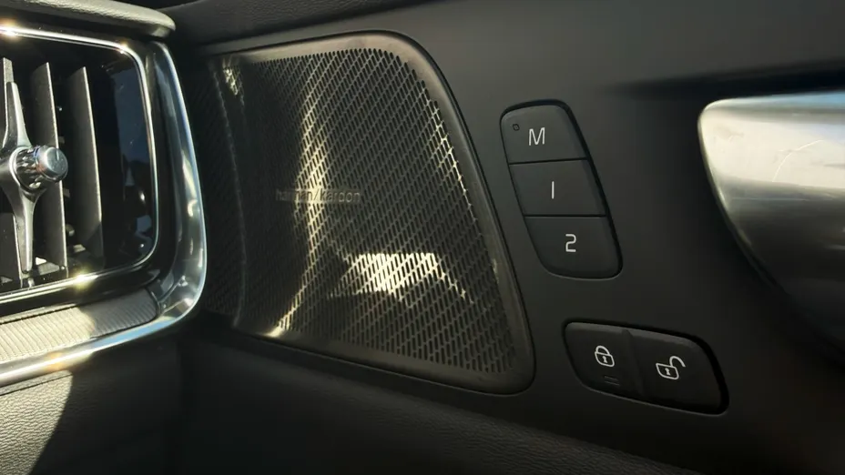 VOLVO V60 V60 CC Plus B5 B AWD aut