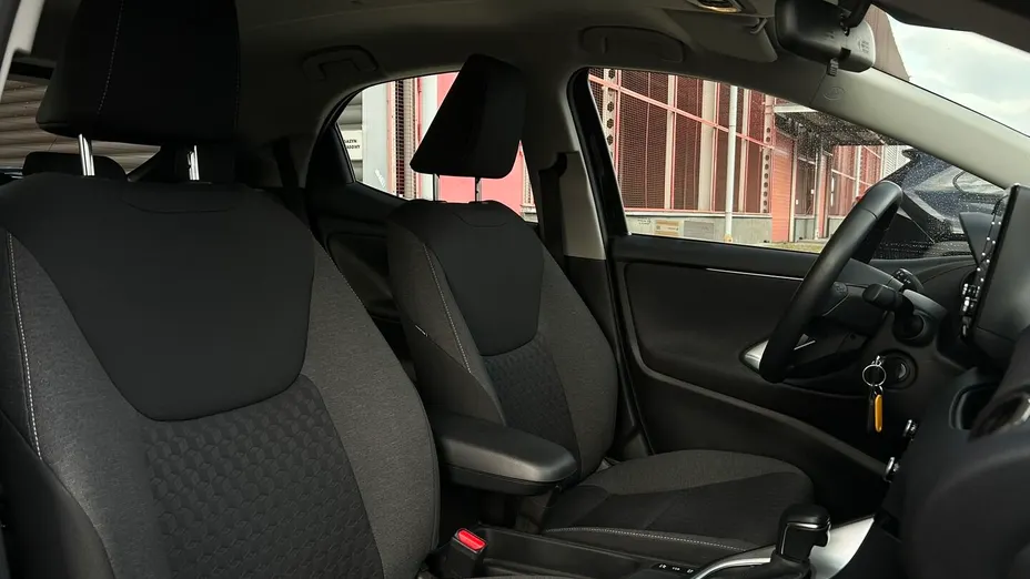 TOYOTA Yaris Yaris Hybrid 1.5 Comfort