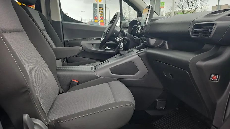 TOYOTA Proace City Verso Proace City Verso Long 1.2 D-4T Family