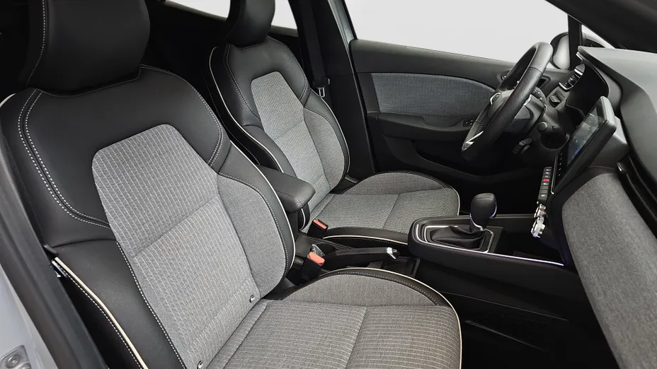 RENAULT Clio Clio 1.0 TCe Techno X-Tronic