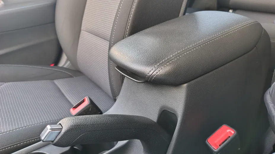 HYUNDAI i30 i30 1.5 DPI Classic +