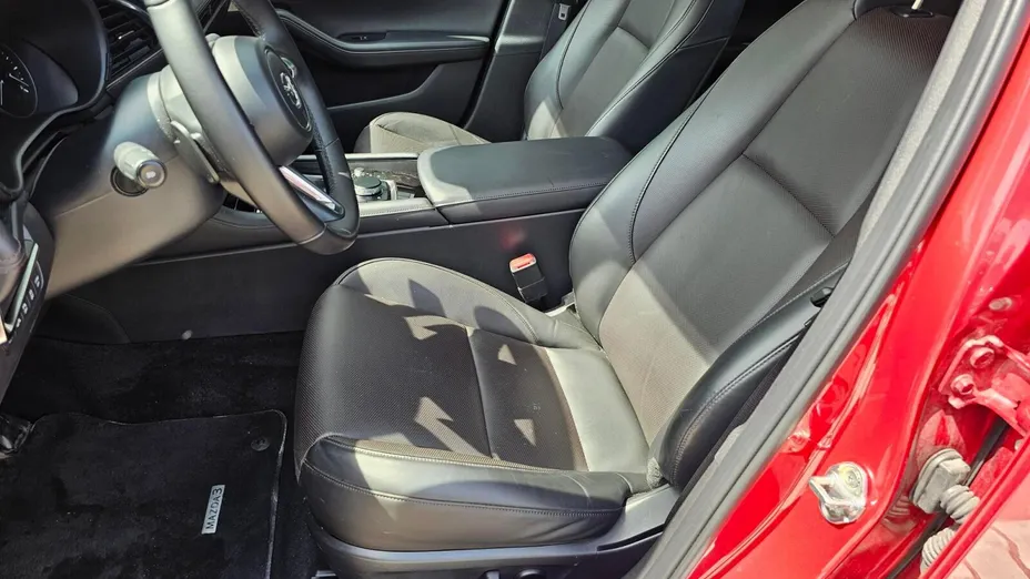 MAZDA 3 3 2.0 mHEV Takumi aut