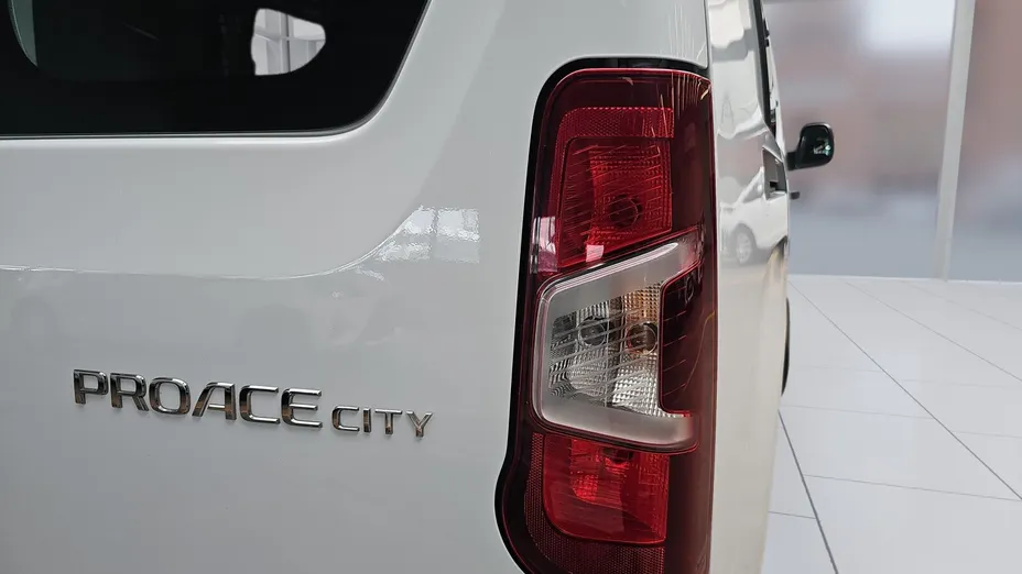 TOYOTA Proace City Proace City 1.5 D-4D Long 2,3t Active (bryg.)