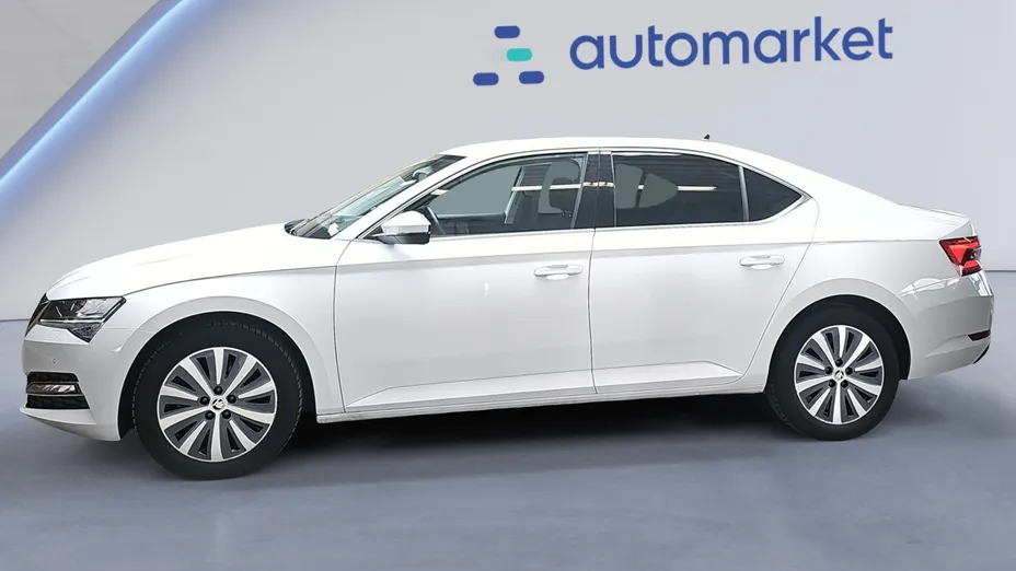 SKODA Superb Superb 2.0 TDI SCR Style DSG