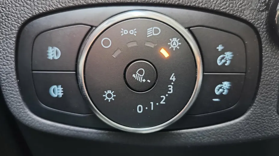 FORD Focus Focus 1.5 EcoBlue SCR Connected