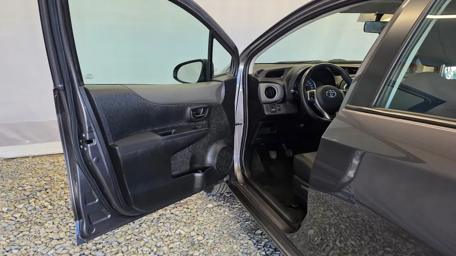 TOYOTA Yaris Yaris 1.33 Life
