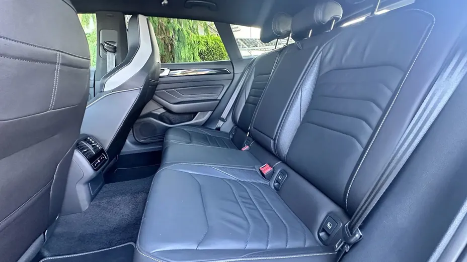 VOLKSWAGEN Arteon Arteon 2.0 TSI R-Line DSG