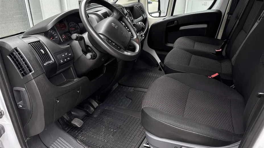 PEUGEOT Boxer Boxer 435 BlueHDi L3H2