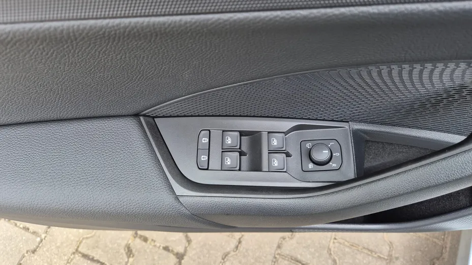SKODA Octavia Octavia 1.5 TSI mHEV Sportline DSG