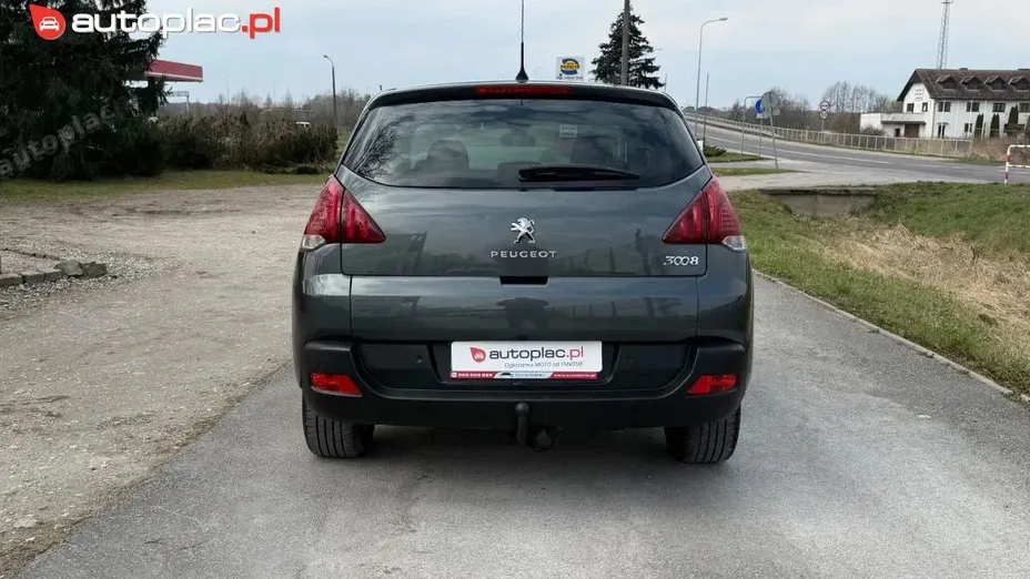 PEUGEOT 3008 -