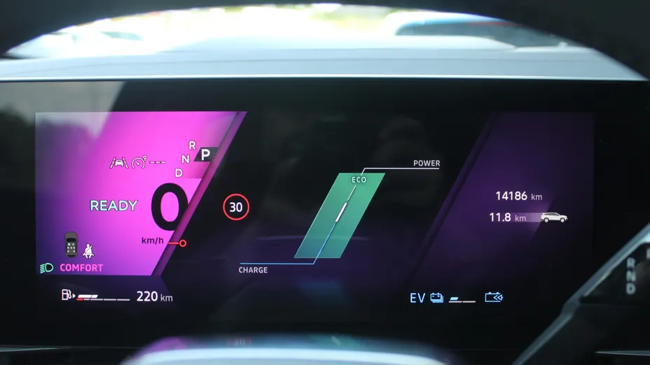 RENAULT Espace Espace 1.2 E-Tech Full Hybrid 200 Iconic MMT 7os.