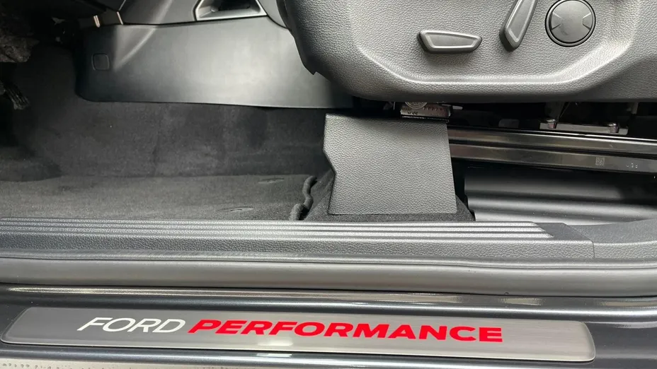 FORD Ranger Ranger 2.0 EcoBlue Bi-Turbo 4x4 DC Raptor aut Nowy