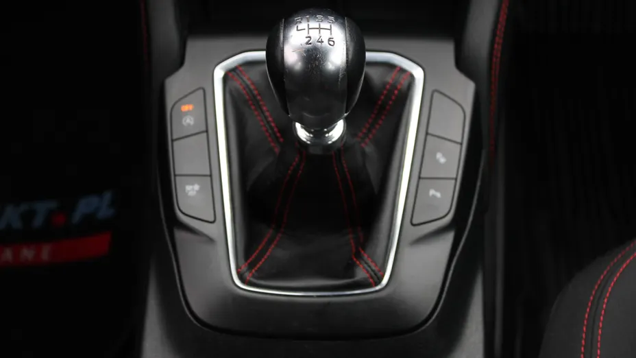 FORD Kuga Kuga 2.0 EcoBlue mHEV FWD ST-Line