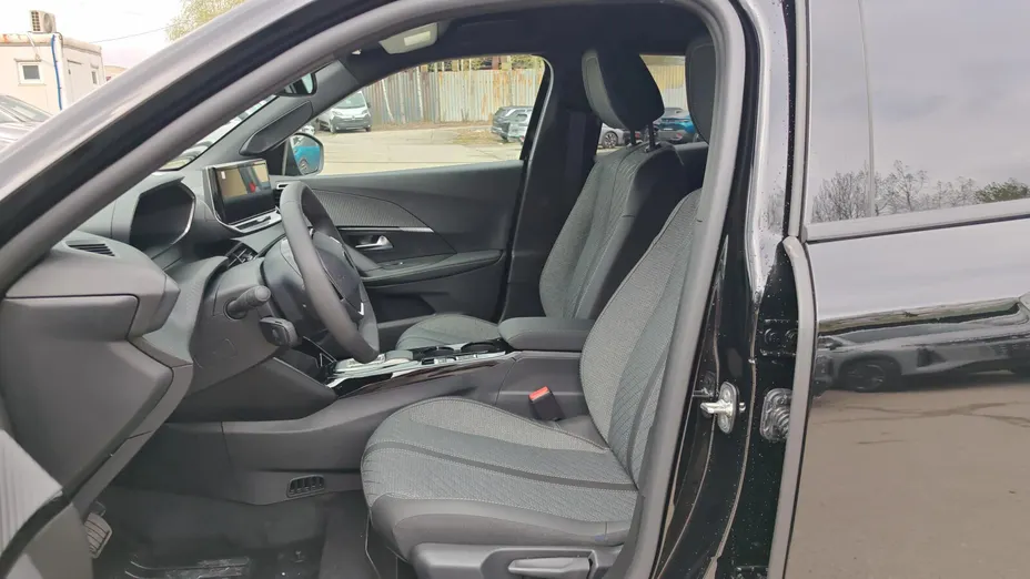 PEUGEOT 2008 2008 PureTech mHEV Allure e-DCS6 Nowy