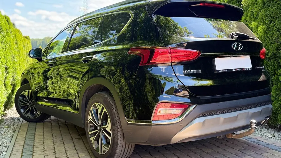 HYUNDAI Santa Fe -