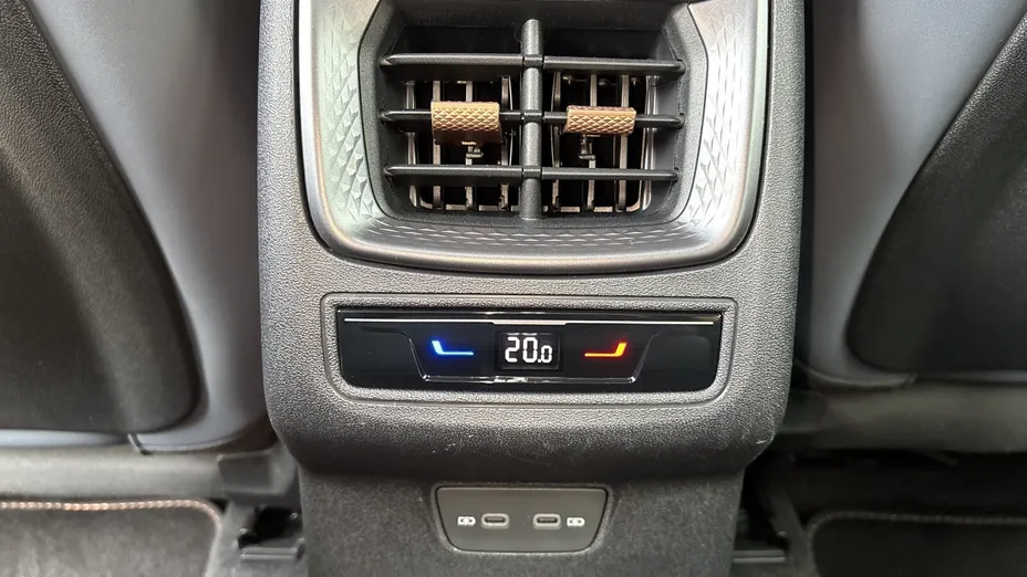 CUPRA Terramar Terramar 1.5 eTSI mHEV DSG