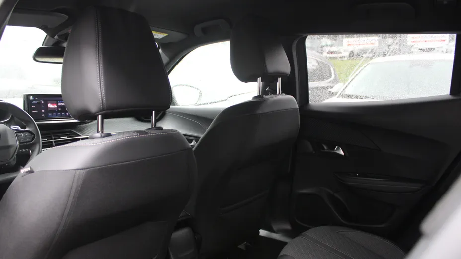 PEUGEOT 2008 2008 1.2 PureTech Allure S&S EAT8