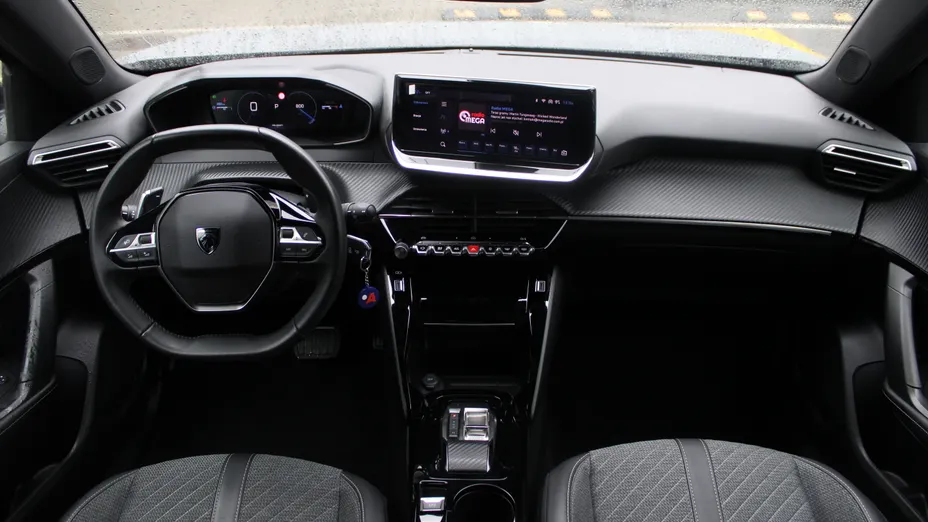 PEUGEOT 2008 2008 1.2 PureTech Allure S&S EAT8