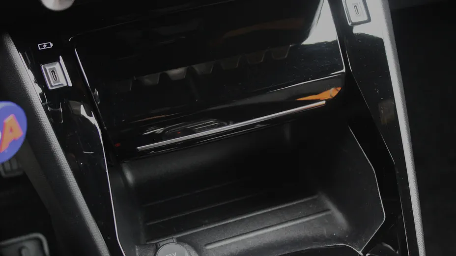 PEUGEOT 2008 2008 1.2 PureTech Allure S&S EAT8