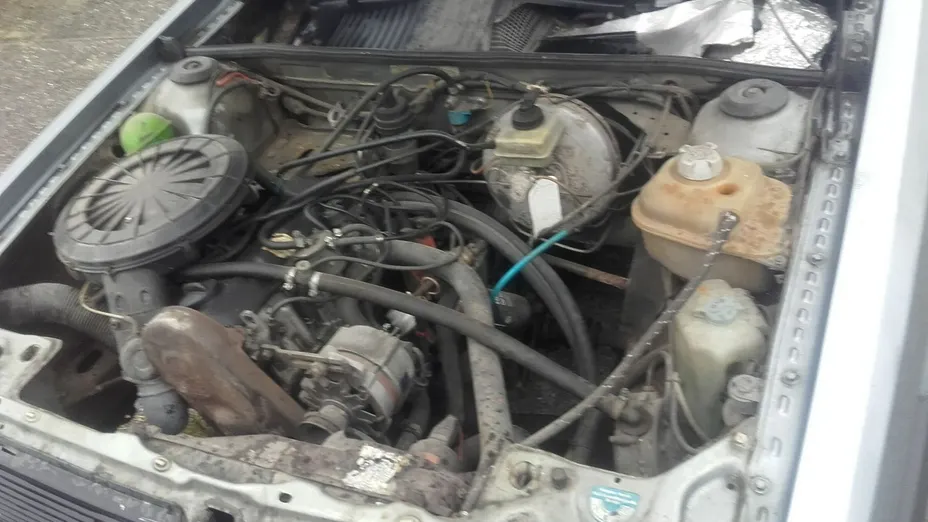 AUDI 80 -