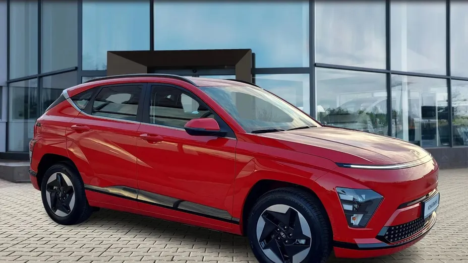 HYUNDAI Kona -