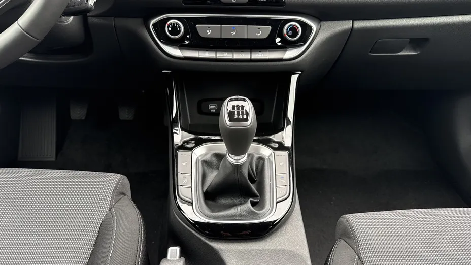 HYUNDAI i30 i30 1.0 T-GDI Modern Nowy