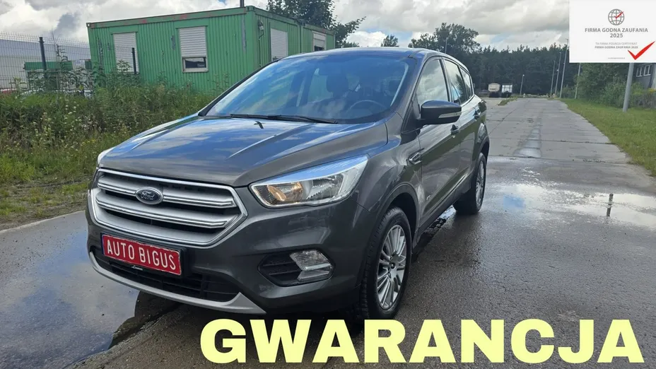 FORD Kuga -