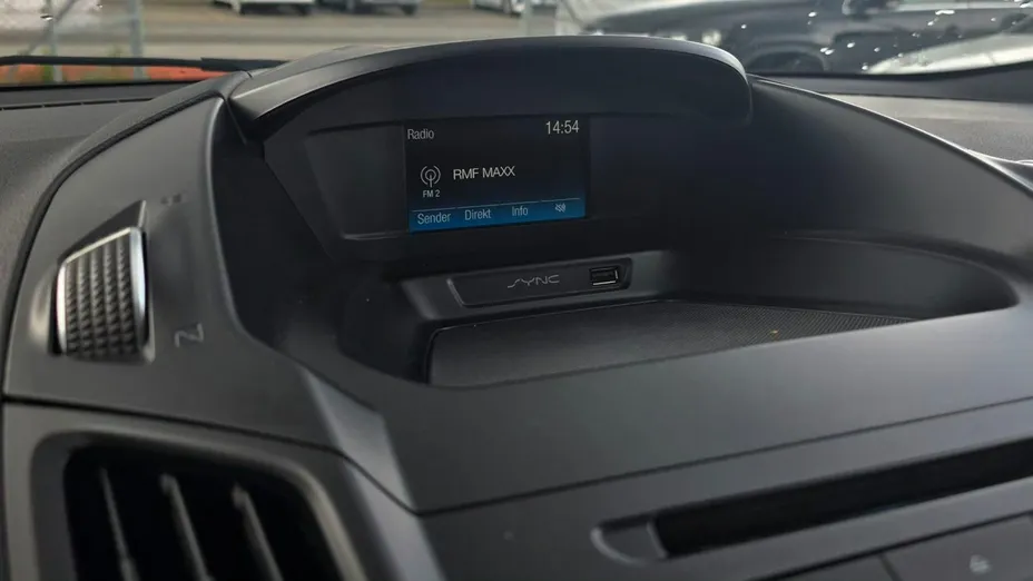 FORD Kuga -