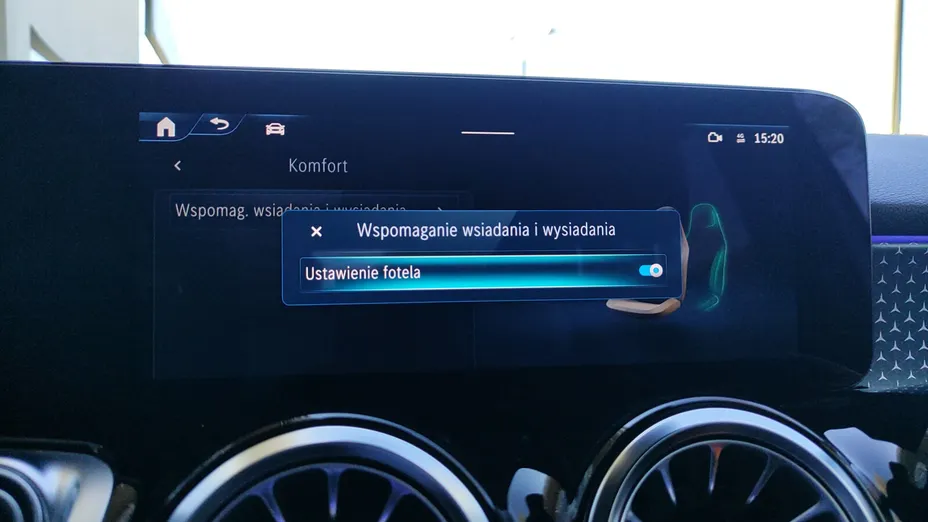 MERCEDES-BENZ GLB GLB 200 Progressive 7G-DCT