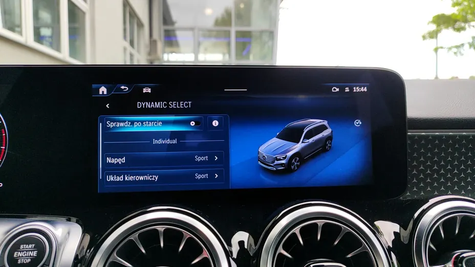 MERCEDES-BENZ GLB GLB 200 Progressive 7G-DCT