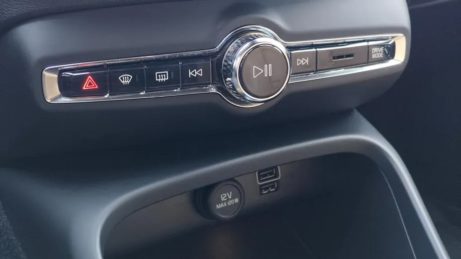 VOLVO XC40 XC40 B4 B Inscription aut