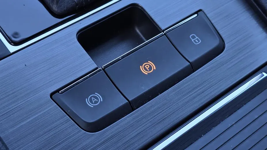 SKODA Superb Superb 2.0 TDI SCR Style DSG