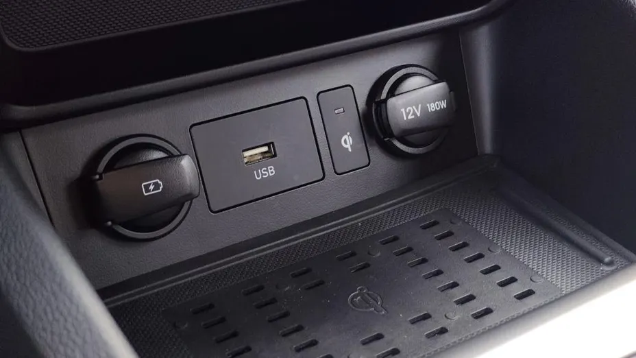 HYUNDAI Kona Kona 1.6 GDI Hybrid Executive DCT