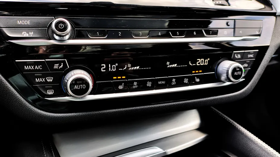 BMW Seria 5 520d xDrive mHEV Luxury Line aut