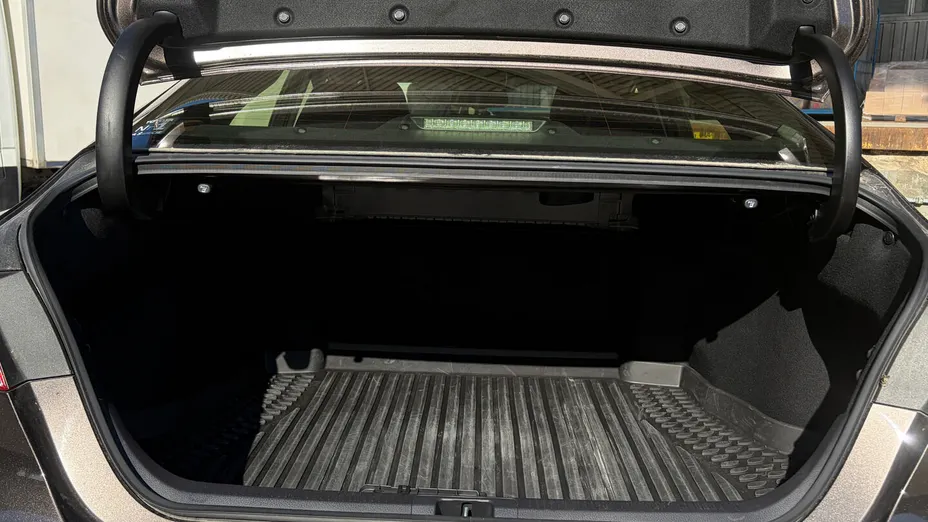 TOYOTA Camry Camry 2.5 Hybrid Comfort CVT