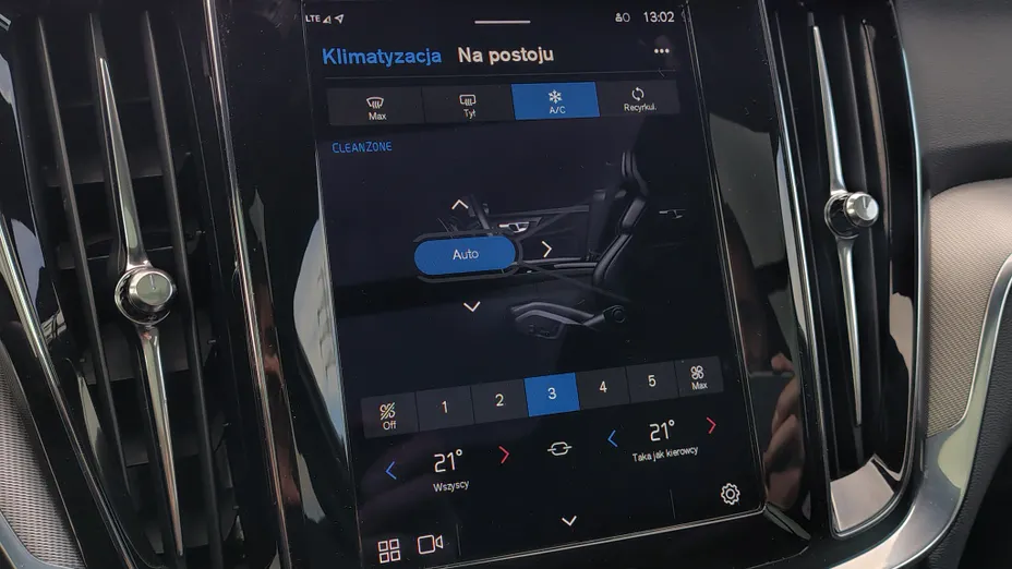 VOLVO V60 V60 B4 D Plus Dark aut