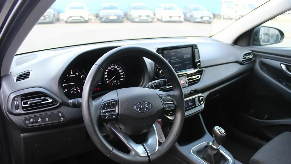 HYUNDAI i30 i30 1.0 T-GDI Smart