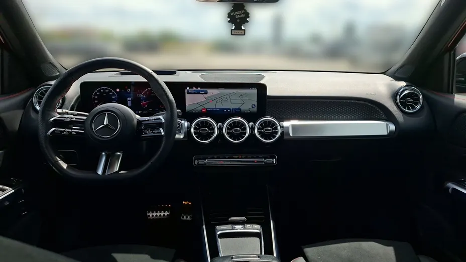 MERCEDES-BENZ GLB GLB 220 mHEV 4-Matic AMG Line 8G-DCT