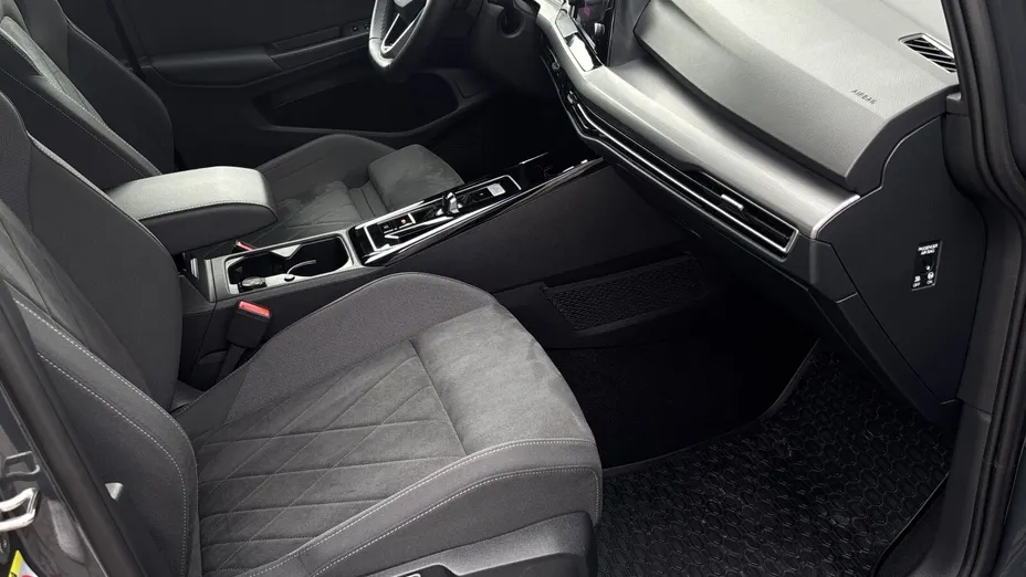 VOLKSWAGEN Golf Golf VIII 2.0 TSI Style DSG
