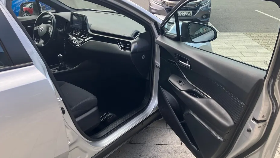 TOYOTA C-HR C-HR 1.2 T Dynamic