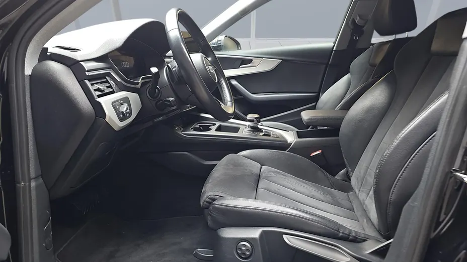 AUDI A4 A4 45 TFSI mHEV Quattro S tronic