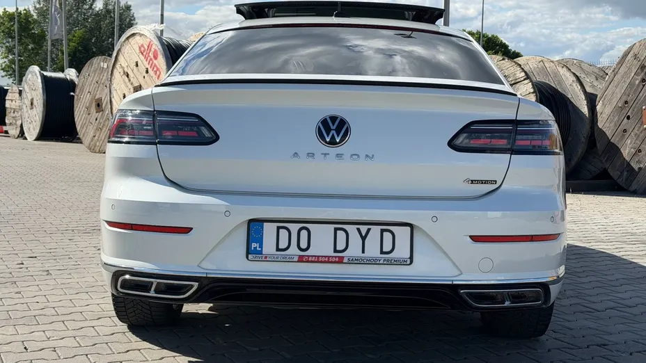 VOLKSWAGEN Arteon -