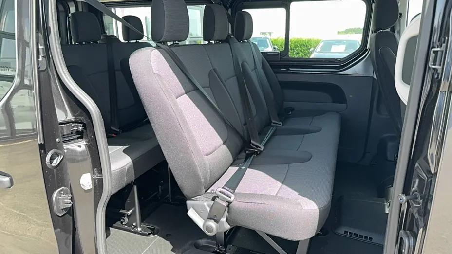 RENAULT Trafic -